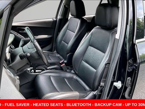 Used 2020 Chevrolet Trax Premier AWD/4WD image 19
