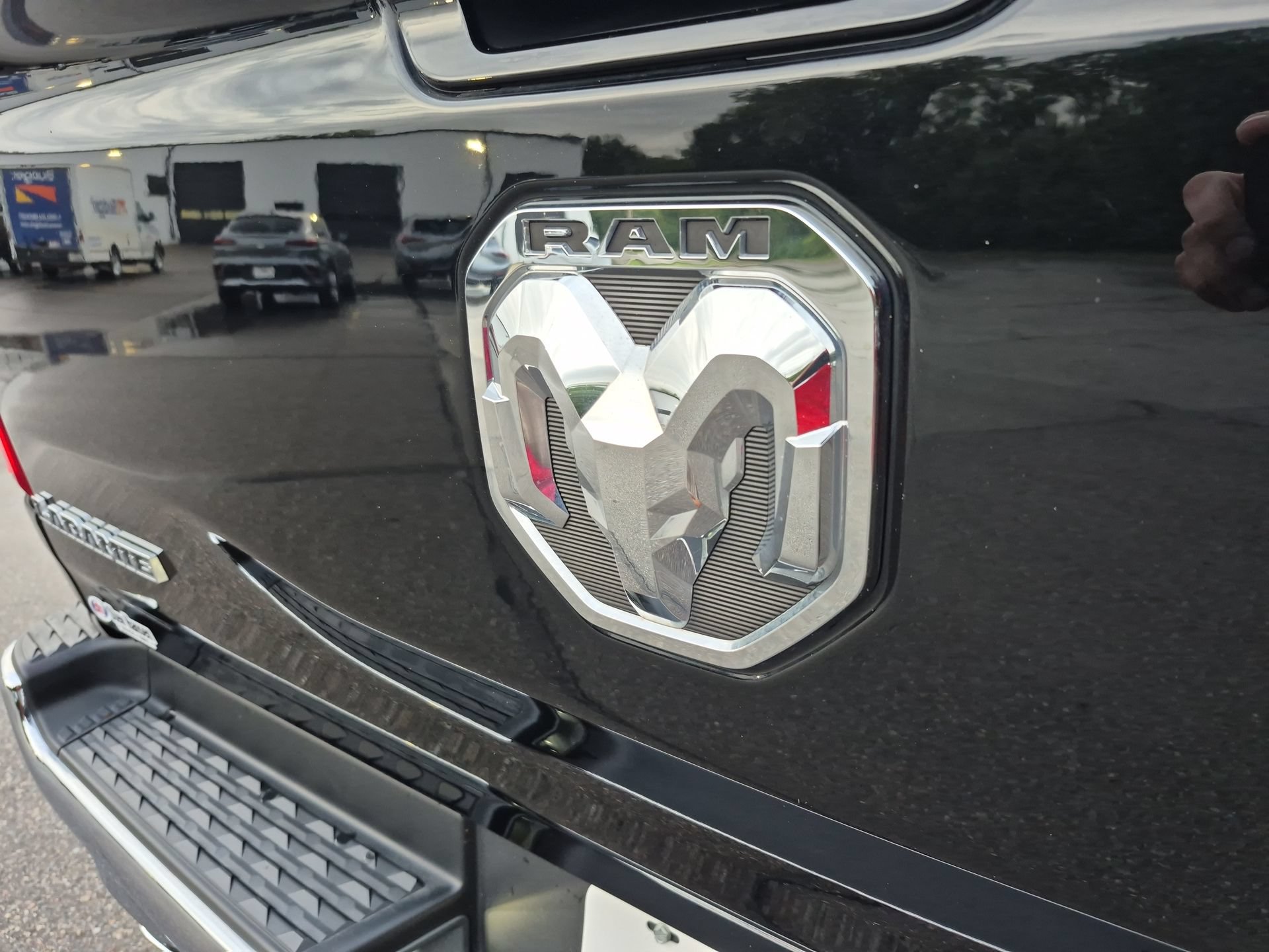 Used 2023 RAM 1500 Laramie AWD/4WD image 31