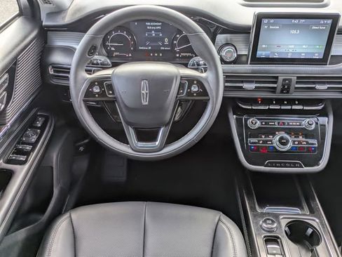 Used 2022 Lincoln Corsair FWD w/ Equipment Group 101A image 11
