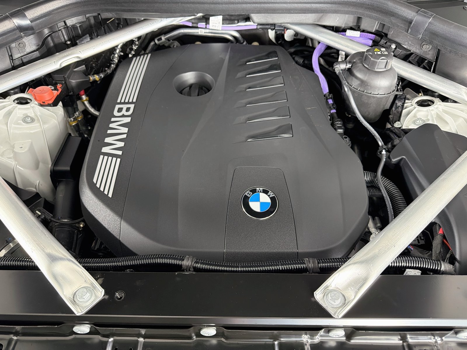 Used 2026 BMW X5 sDrive40i w/ Premium Package RWD image 32