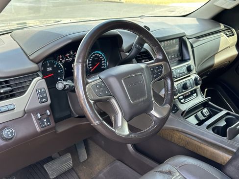 Used 2018 GMC Yukon Denali w/ Denali Ultimate Package image 21