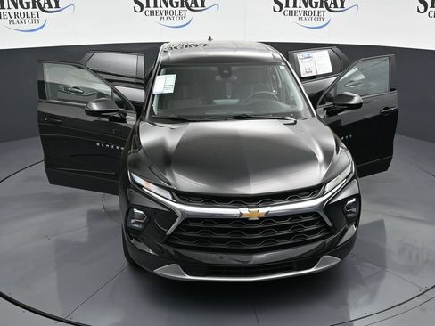 Used 2025 Chevrolet Blazer LT AWD/4WD image 37