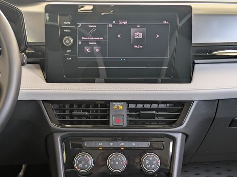 Used 2025 Volkswagen Taos S FWD image 25