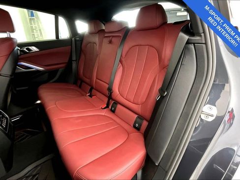 Used 2021 BMW X6 xDrive40i w/ M Sport Package image 34