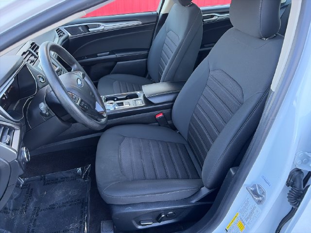 Used 2019 Ford Fusion SE FWD image 39
