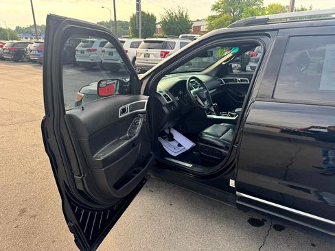 Used 2014 Ford Explorer Limited image 15