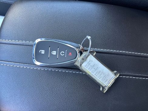 Used 2025 Chevrolet Blazer LT image 22