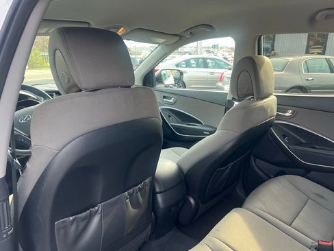 Used 2017 Hyundai Santa Fe Sport image 15