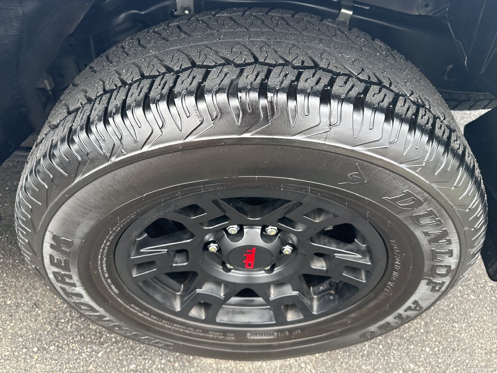 Certified 2024 Toyota 4Runner TRD Off-Road Premium AWD/4WD image 25