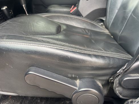 Used 2015 Jeep Wrangler Unlimited Sahara w/ Dual Top Group image 25