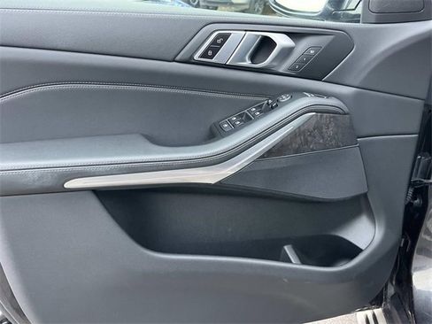 Used 2023 BMW X5 sDrive40i w/ Premium Package image 29