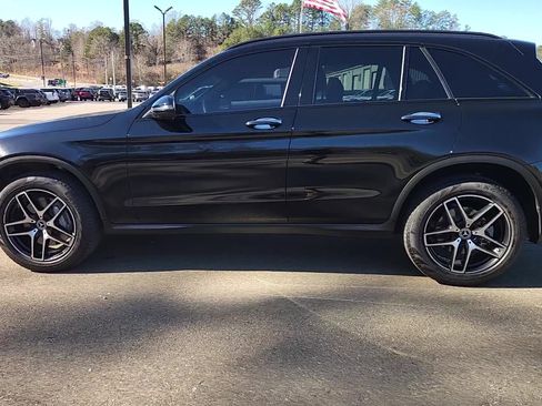 Used 2019 Mercedes-Benz GLC 300 image 16