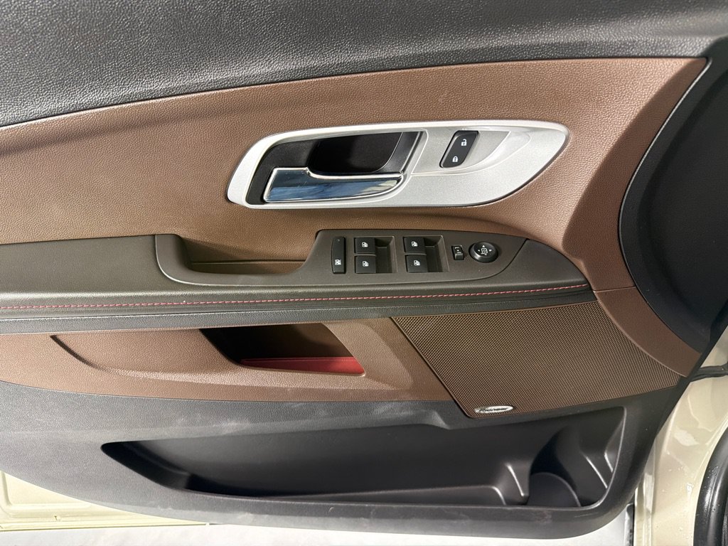 Used 2015 Chevrolet Equinox LTZ FWD image 10