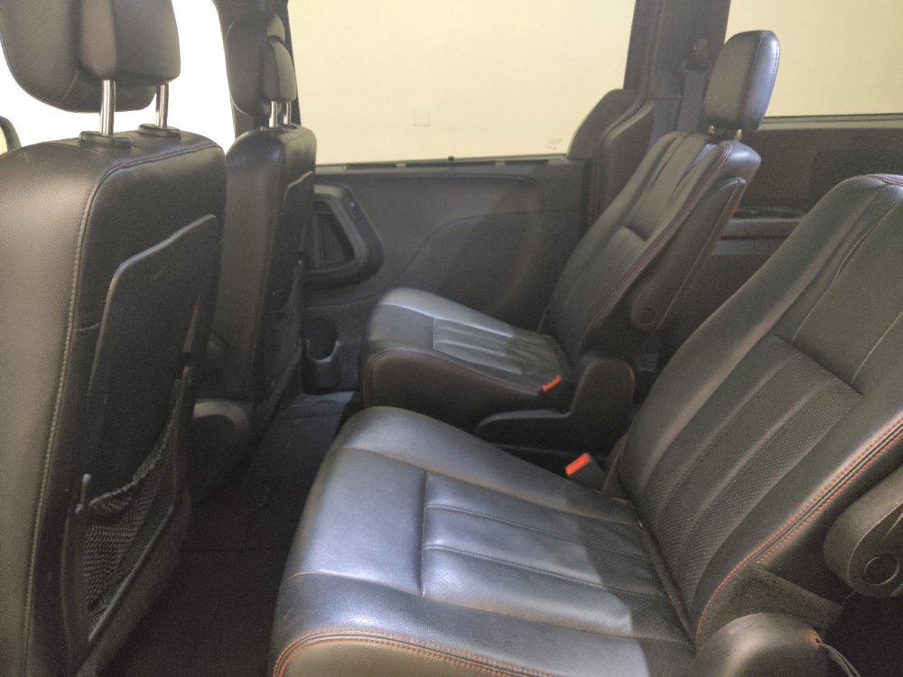 Used 2019 Dodge Grand Caravan GT FWD image 18
