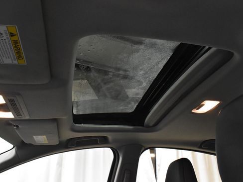 Used 2021 Honda HR-V EX-L image 4