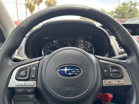 Used 2017 Subaru Forester 2.5i Premium AWD/4WD image 30