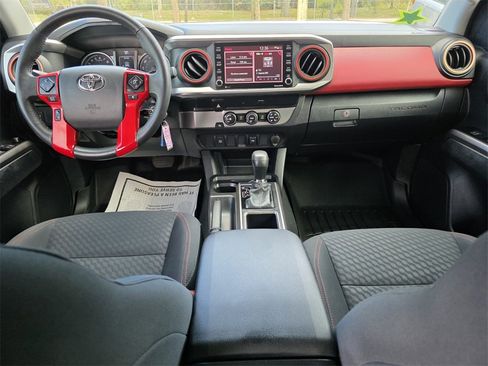 Certified 2023 Toyota Tacoma SR5 image 5