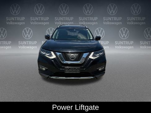 Used 2017 Nissan Rogue SL w/ SL Premium Package AWD/4WD image 9