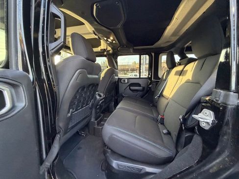 Used 2022 Jeep Wrangler Unlimited Rubicon 4xe w/ Steel Bumper Group image 8