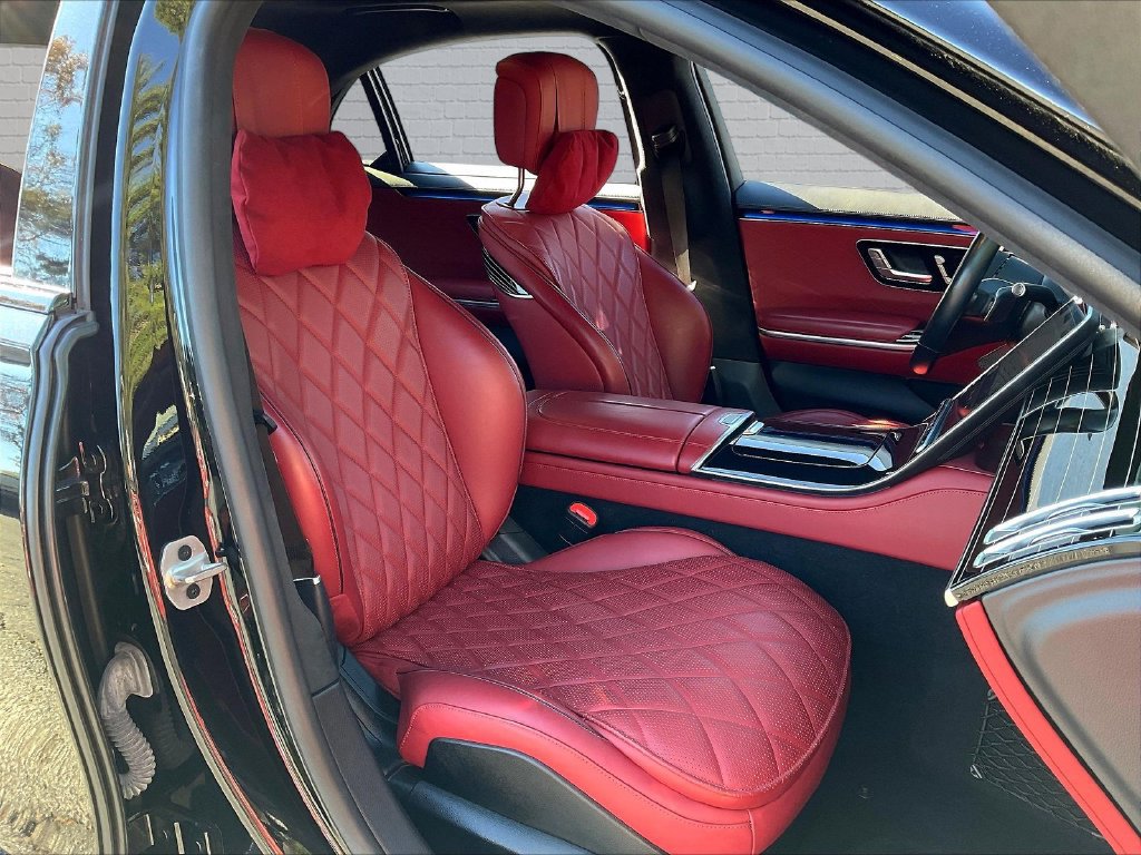Used 2023 Mercedes-Benz S 580 4MATIC Sedan w/ AMG Line image 20