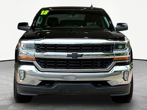 Used 2018 Chevrolet Silverado 1500 LT w/ All Star Edition AWD/4WD image 2