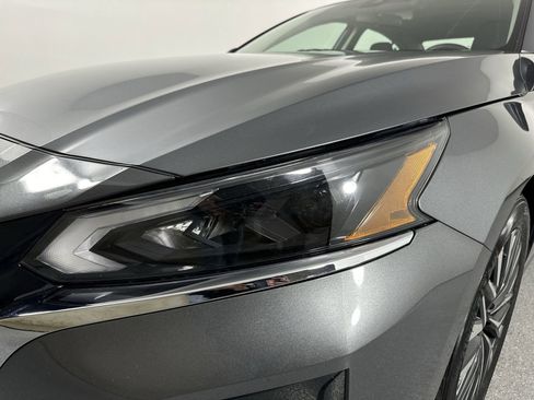Certified 2024 Nissan Altima 2.5 SV image 29