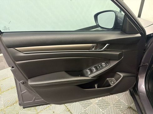 Used 2020 Honda Accord LX image 10