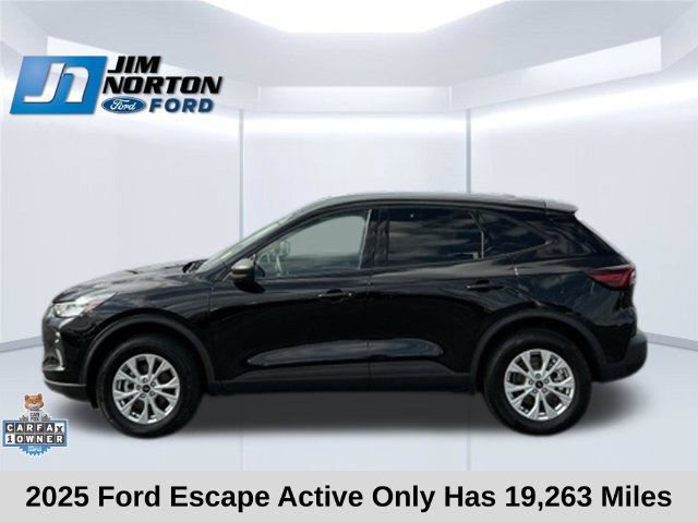 Used 2025 Ford Escape Active w/ Cold Weather Package AWD/4WD image 8