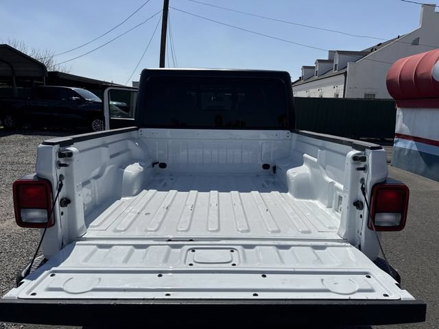 Used 2023 Jeep Gladiator Overland AWD/4WD image 22