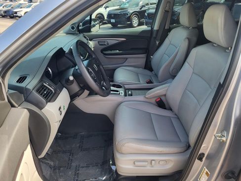 Used 2017 Honda Pilot EX-L image 12