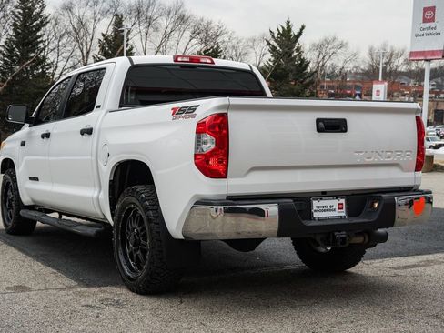 Used 2016 Toyota Tundra SR5 w/ SR5 Upgrade Package image 3