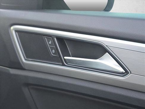 Used 2018 Volkswagen Atlas S image 21