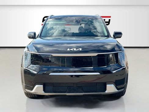 Used 2024 Kia EV9 Land AWD/4WD image 2