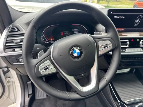 Used 2025 BMW X4 xDrive30i AWD/4WD image 25