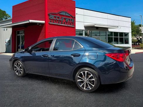 Used 2019 Toyota Corolla XSE FWD image 3