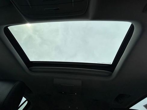 Used 2020 Chevrolet Tahoe Premier w/ Premier 6.2L Value Package image 32