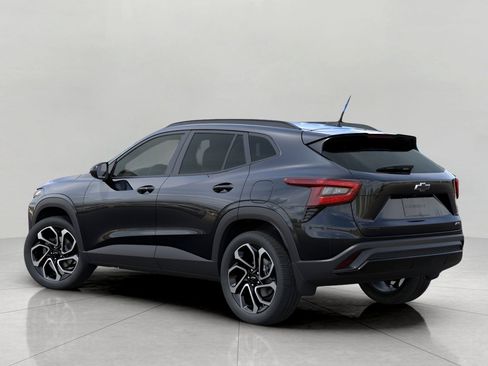 New 2026 Chevrolet Trax RS w/ Sunroof Package FWD image 3