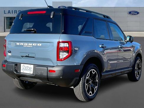 New 2025 Ford Bronco Sport Outer Banks w/ Outer Banks Tech Package+ AWD/4WD image 5