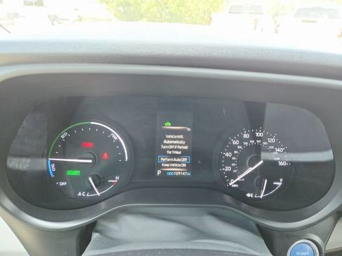 Used 2021 Toyota Sienna LE FWD image 22