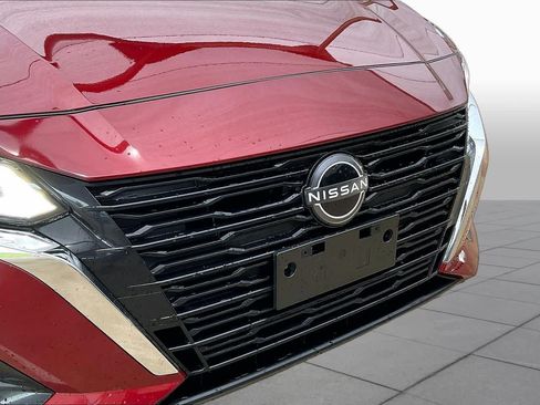 Used 2025 Nissan Altima 2.5 SV FWD image 27