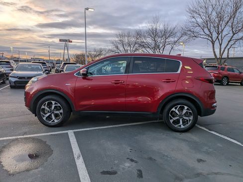 Used 2020 Kia Sportage LX w/ LX Popular Package image 9