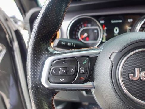 Used 2020 Jeep Gladiator Mojave w/ Cold Weather Group AWD/4WD image 15