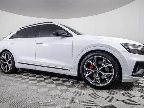 Used 2023 Audi SQ8 Prestige AWD/4WD image 2
