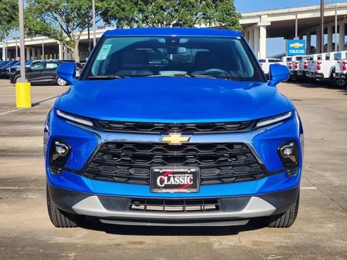 Used 2024 Chevrolet Blazer LT w/ Driver Confidence Package FWD image 2