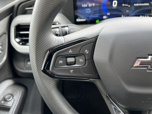 New 2027 Chevrolet Bolt LT FWD image 27