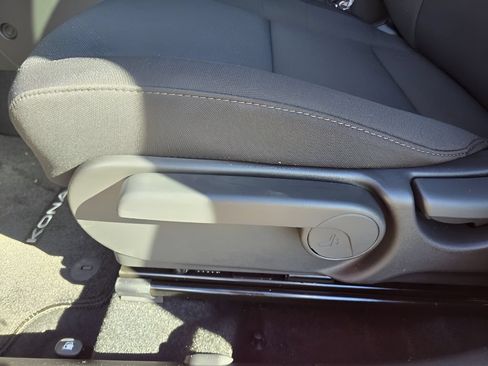 New 2026 Hyundai Kona SE AWD/4WD image 16