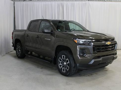 Used 2023 Chevrolet Colorado LT w/ LT Convenience Package III RWD image 26