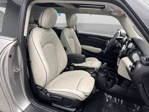 Used 2024 MINI Cooper S w/ Signature Upholstery Package FWD image 17