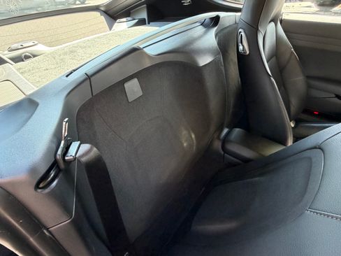 Certified 2019 Porsche 718 Cayman RWD image 30
