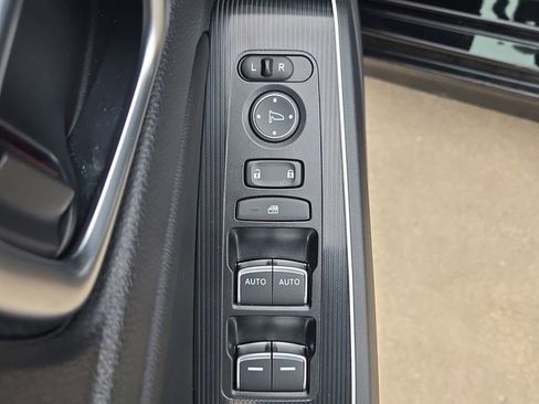 Certified 2025 Honda Civic Sport image 12